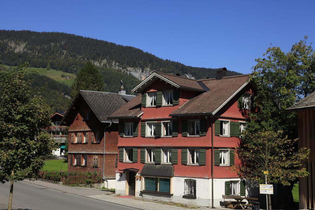 Alps Romantik Mellau Room photo