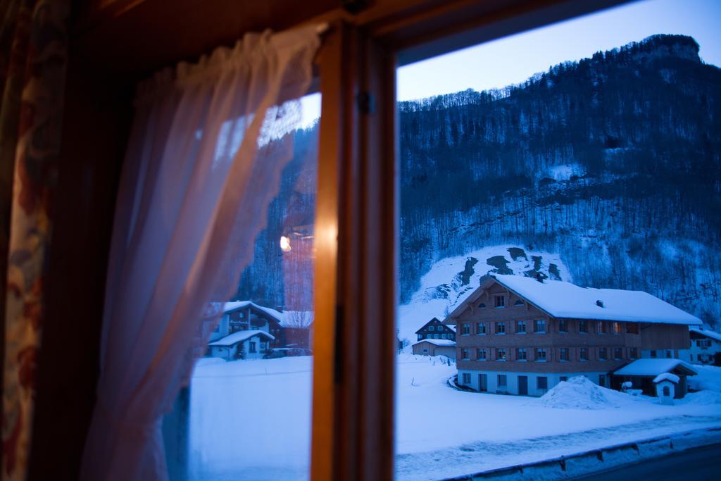 Alps Romantik Mellau Room photo