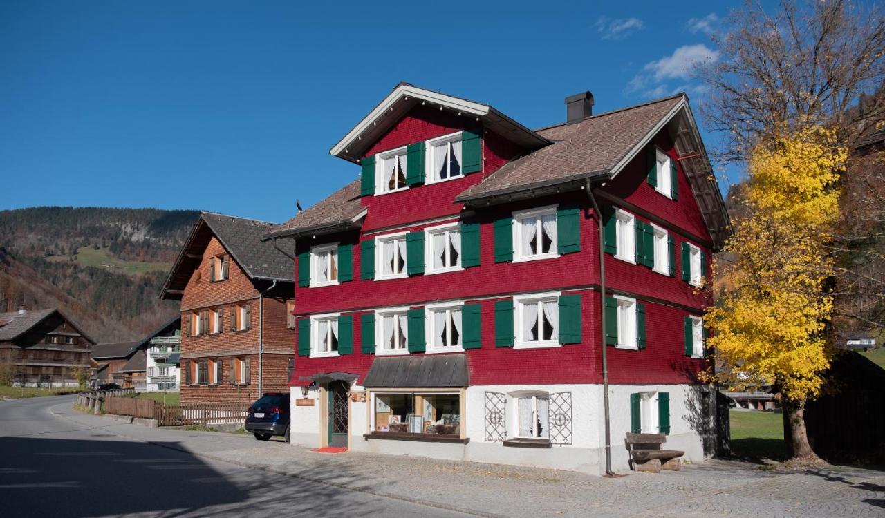 Alps Romantik Mellau Exterior photo
